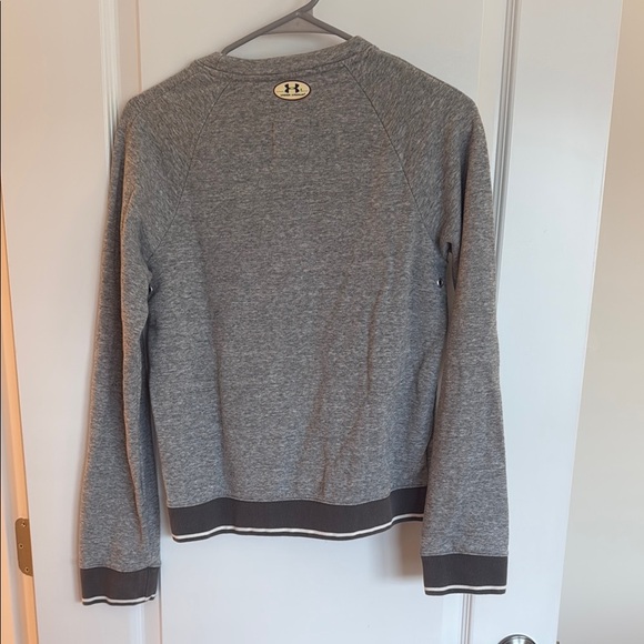 Under Armour Gray Crew Neck Sweater with Ribbed Trim - Picture 3 of 3
